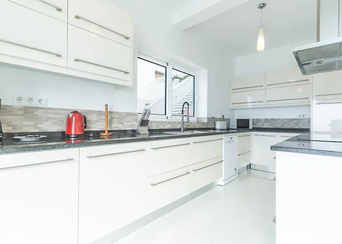 Valentina By Atlantic Villa *